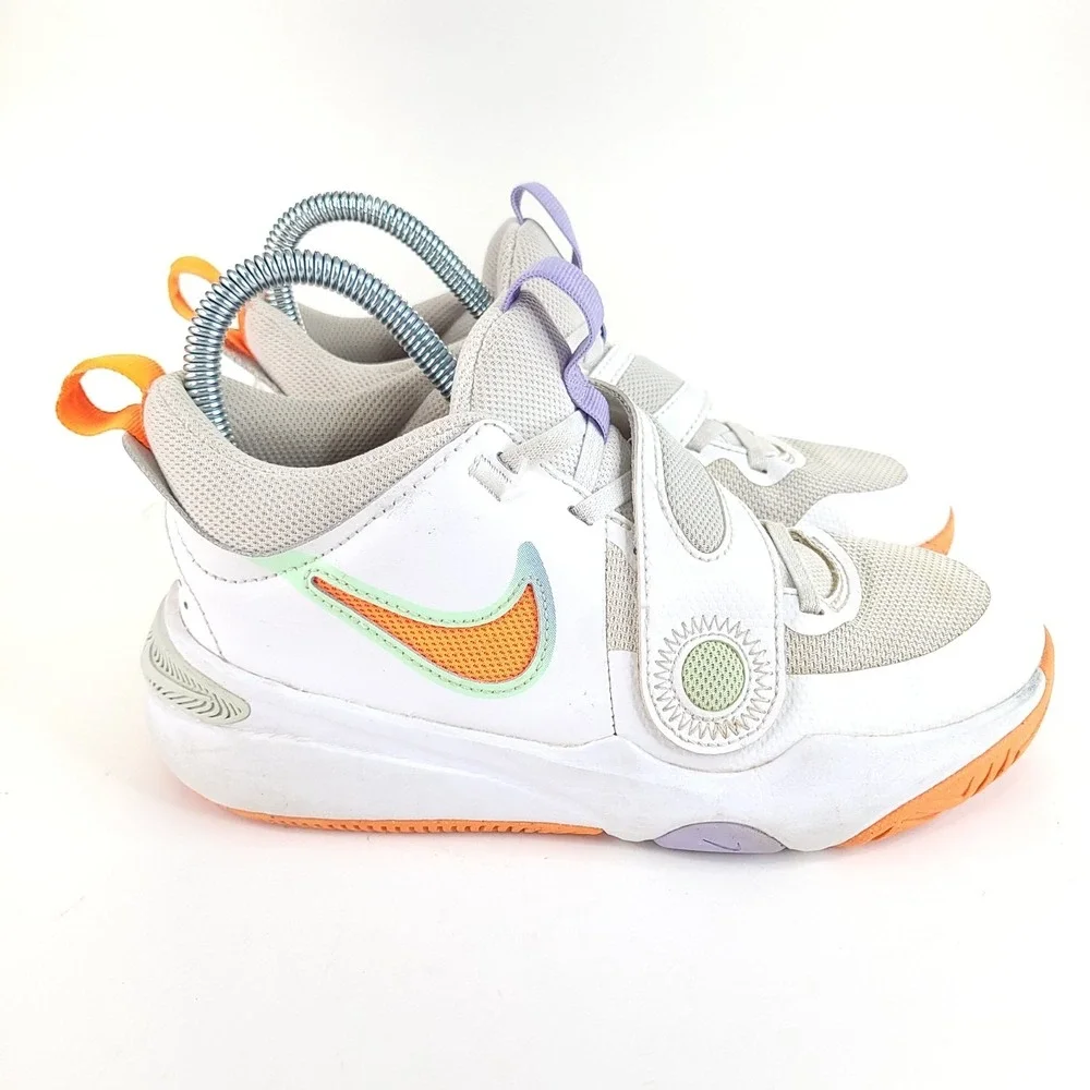 Nike Team Hustle D11 Basketball Shoes Youth 4Y White Total Orange DV8996-103
